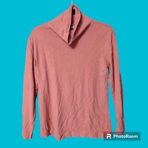 Uniqlo Turtleneck Long Sleeve Shirt